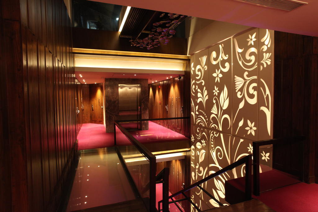 Maya Hotel Chandigarh Bagian luar foto