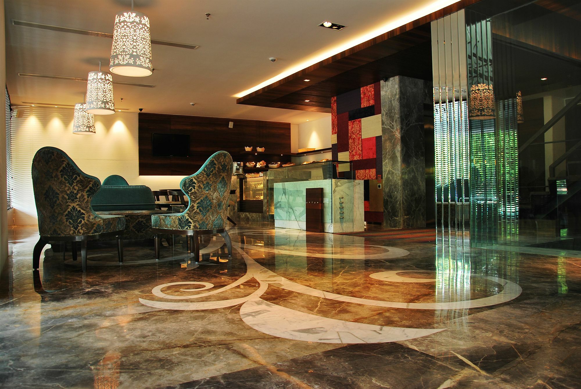 Maya Hotel Chandigarh Bagian luar foto